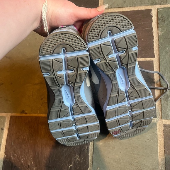 Nike Memory Foam Running Shoes Purple & Gray 8 - Picture 4 of 4